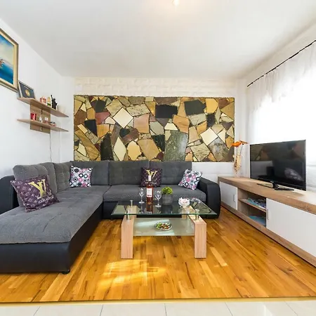 Apartment Rogosic 아파트 스플리트
