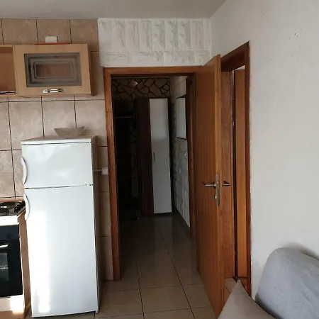 Apartment Rogosic Apartamento *